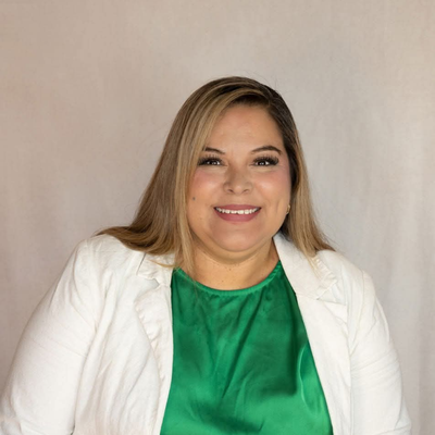 María Ulloa.